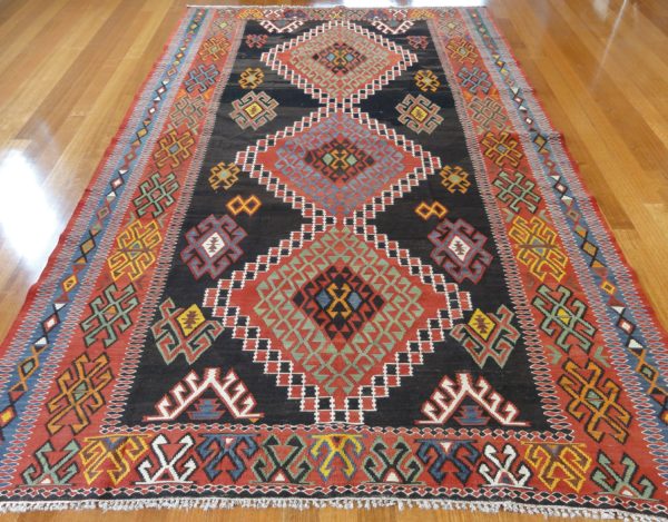 Azarbaijian Kilim